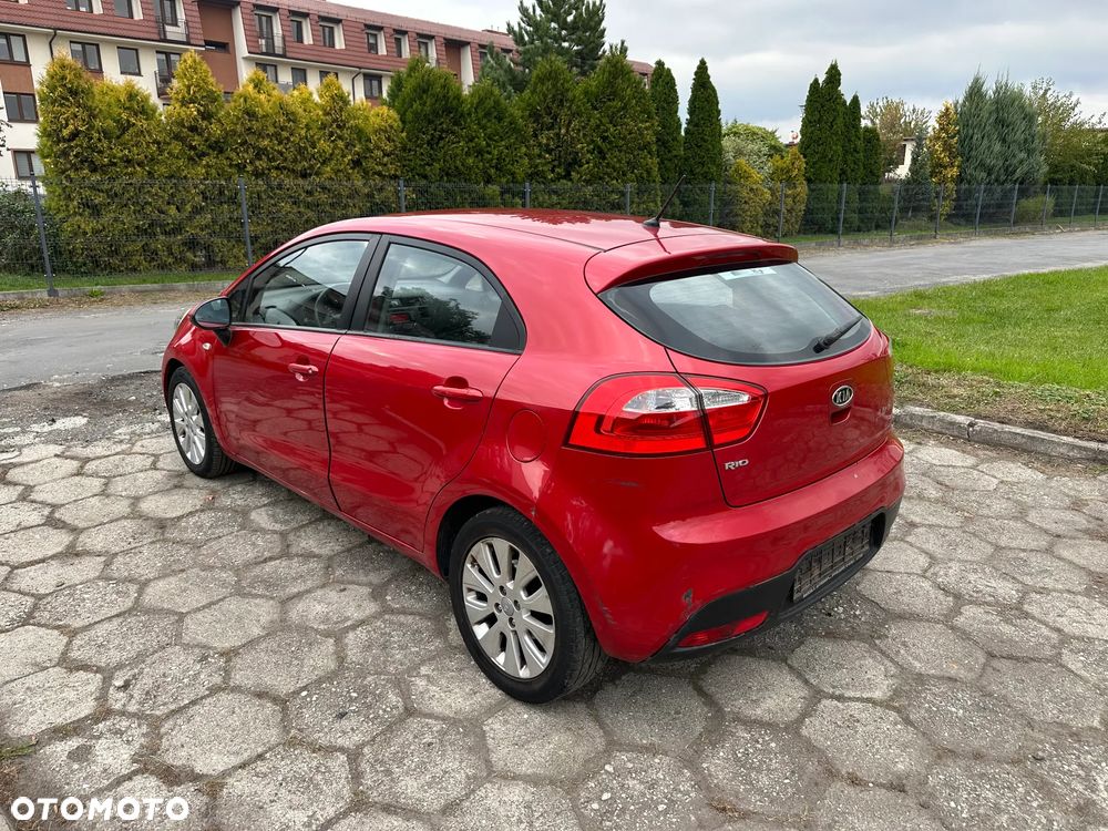 Kia Rio 1.4 M - 2