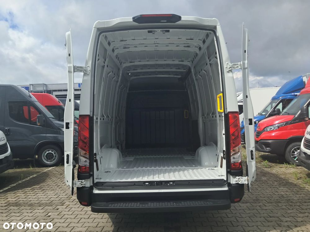 Iveco Daily 35S16BA8 V - 8