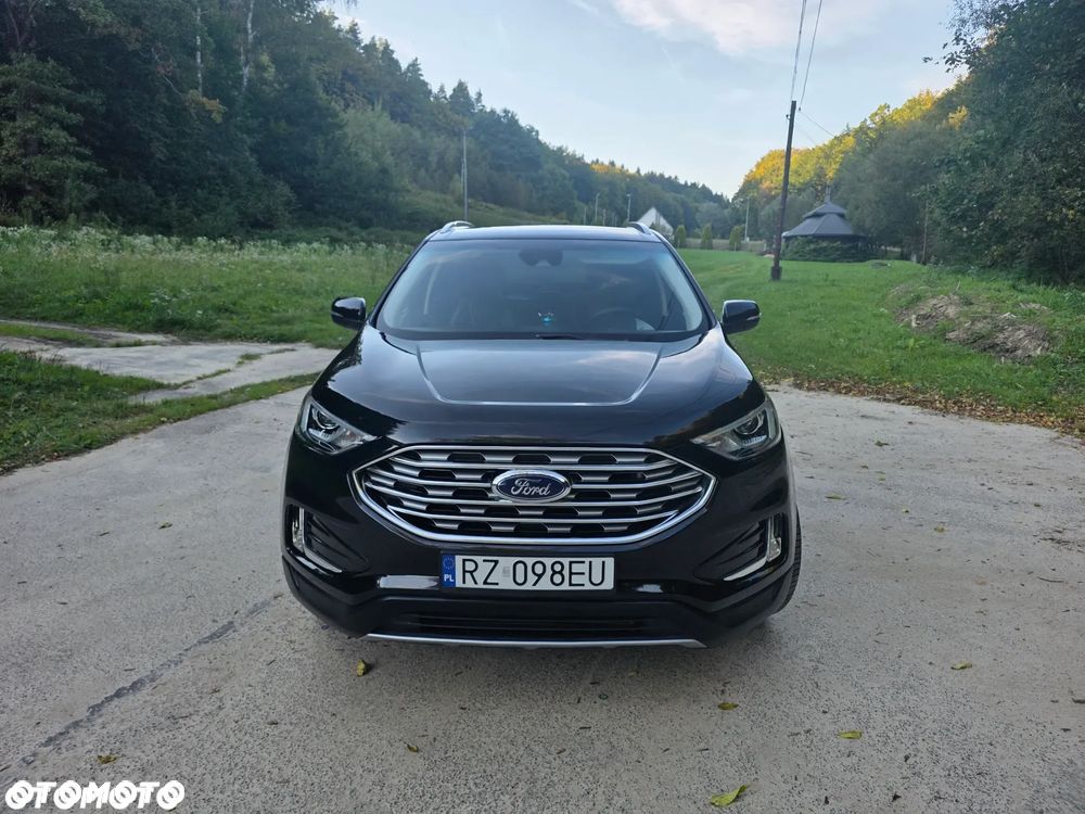Ford Edge - 2