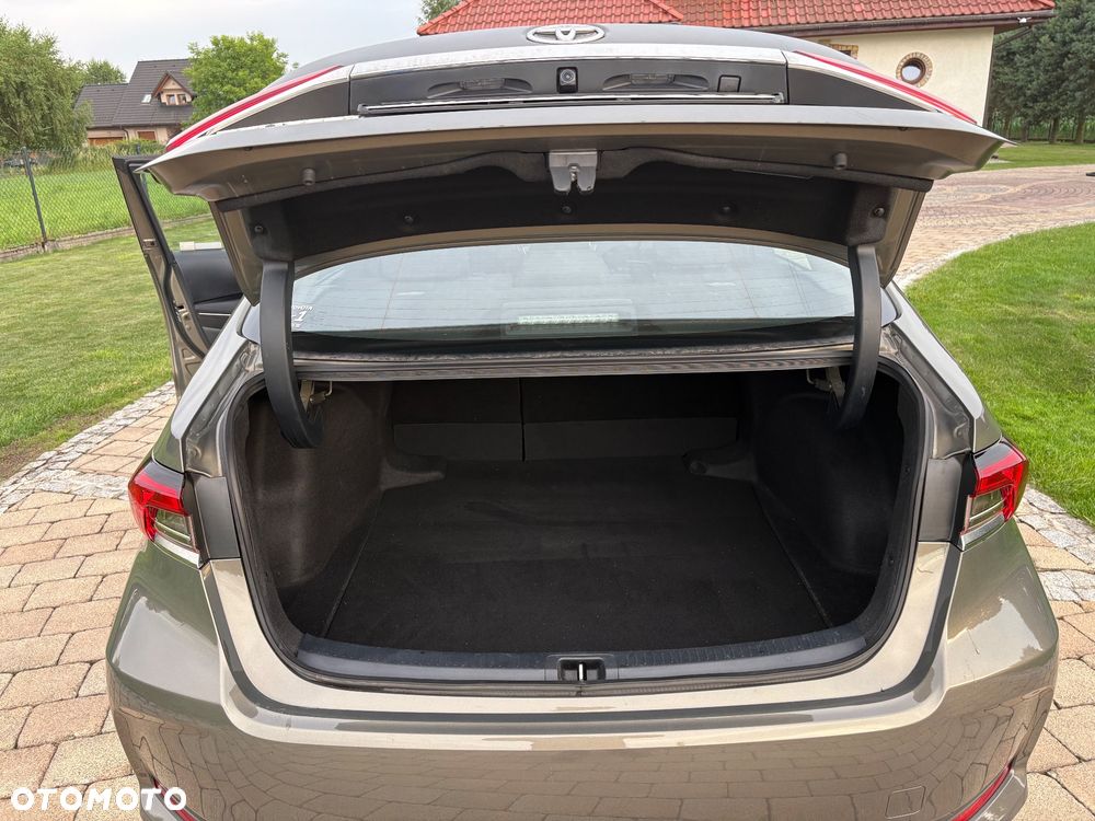 Toyota Corolla 1.5 Comfort - 17