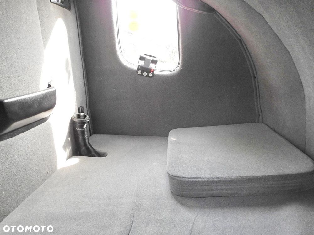 Iveco DAILY 35S18 PLANDEKA 10 PALET WEBASTO KLIMATYZACJA TEMPOMAT LEDY  180KM - 41