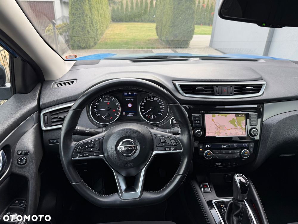 Nissan Qashqai 1.3 DIG-T N-Connecta DCT - 9