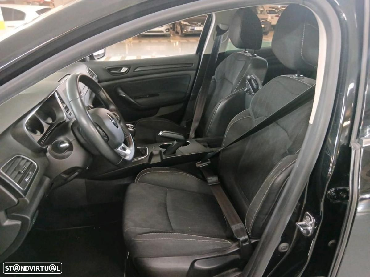 Renault Mégane Sport Tourer 1.5 Blue dCi Limited - 6