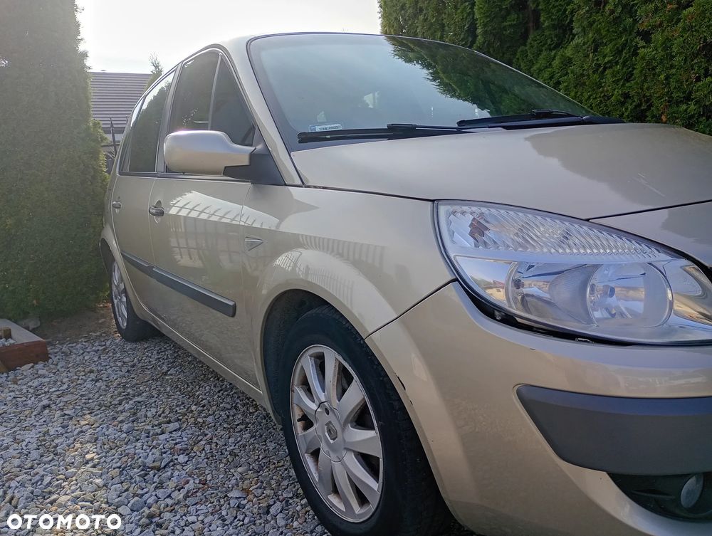 Renault Scenic 1.6 16V Confort Authentique - 11