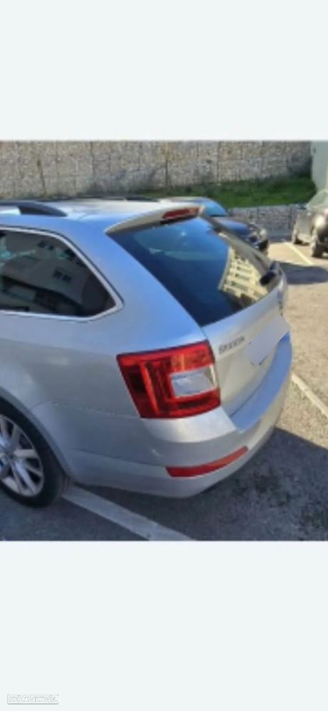 Skoda Octavia Break 1.6 TDi Ambition - 4