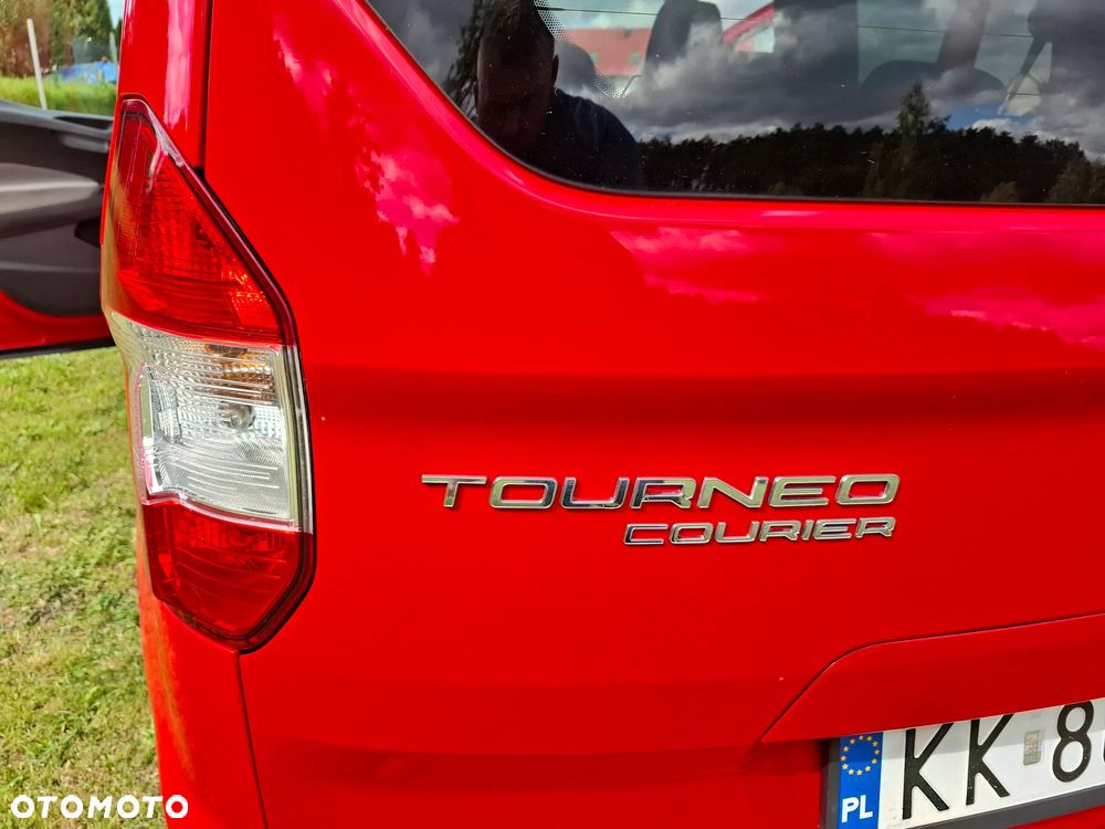 Ford Tourneo Courier 1.0 EcoBoost Sport - 17