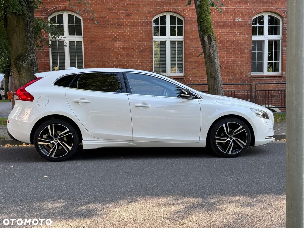 Volvo V40 D2 Ocean Race - 7
