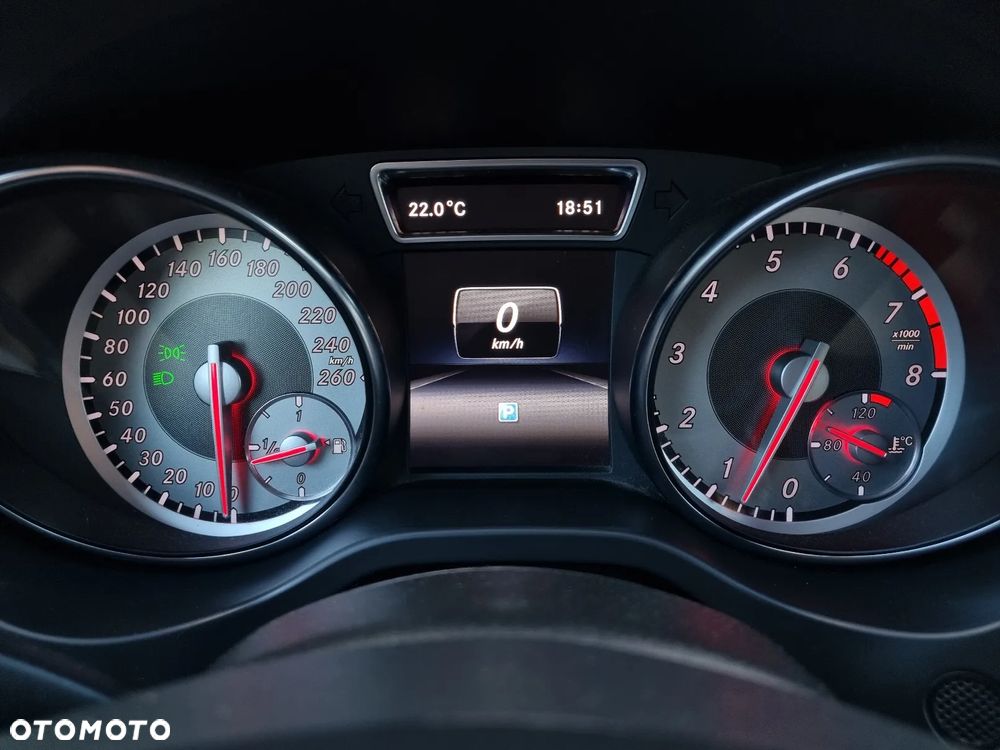 Mercedes-Benz CLA - 14