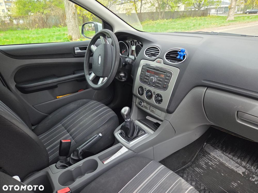 Ford Focus 1.6 Trend - 7