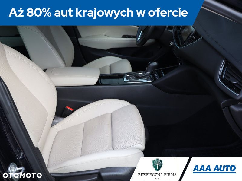 Opel Insignia - 10
