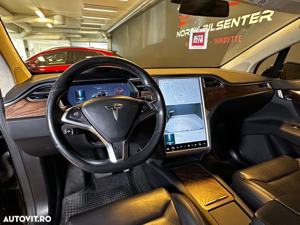 Tesla Model X Long Range - 16