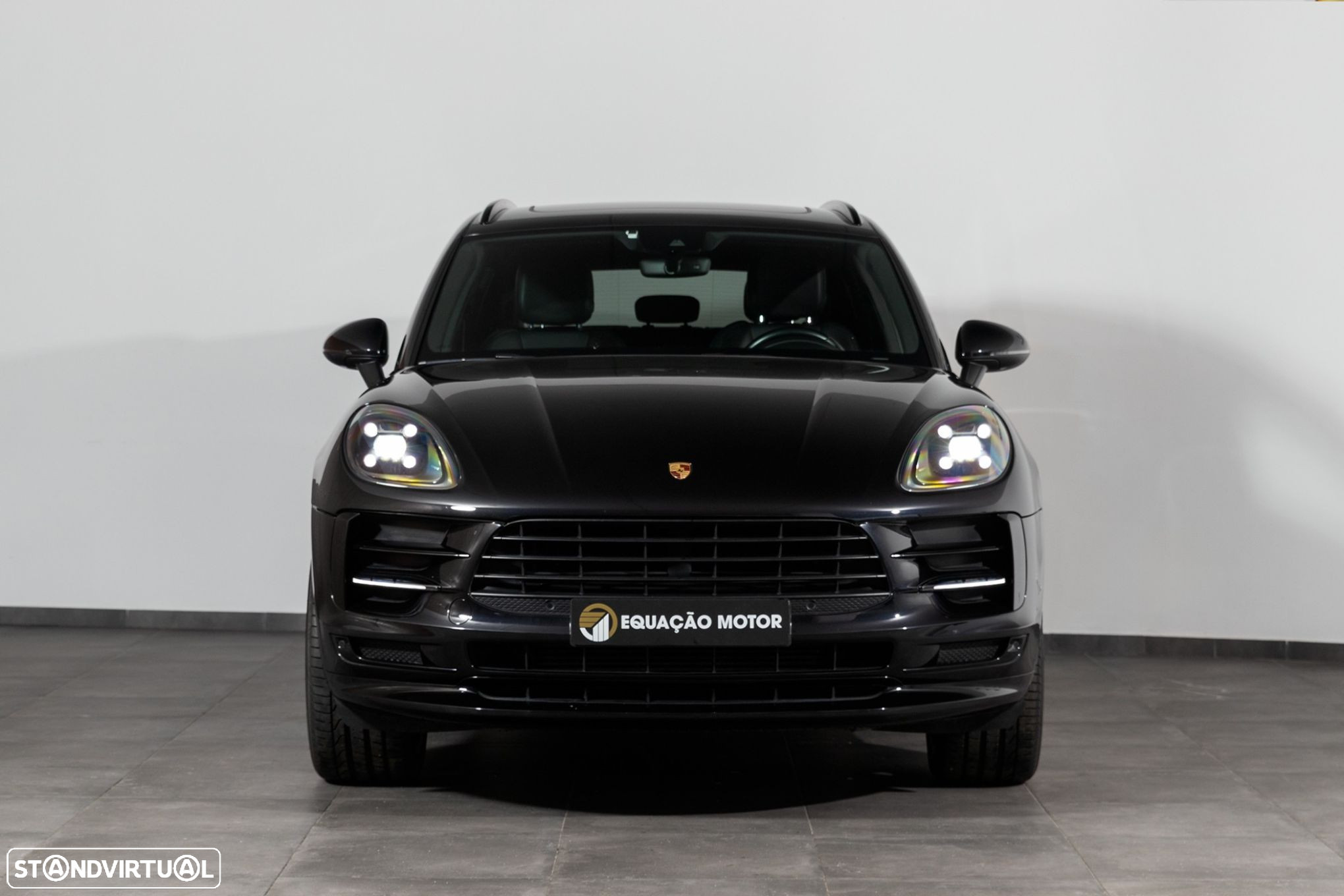 Porsche Macan Standard - 2