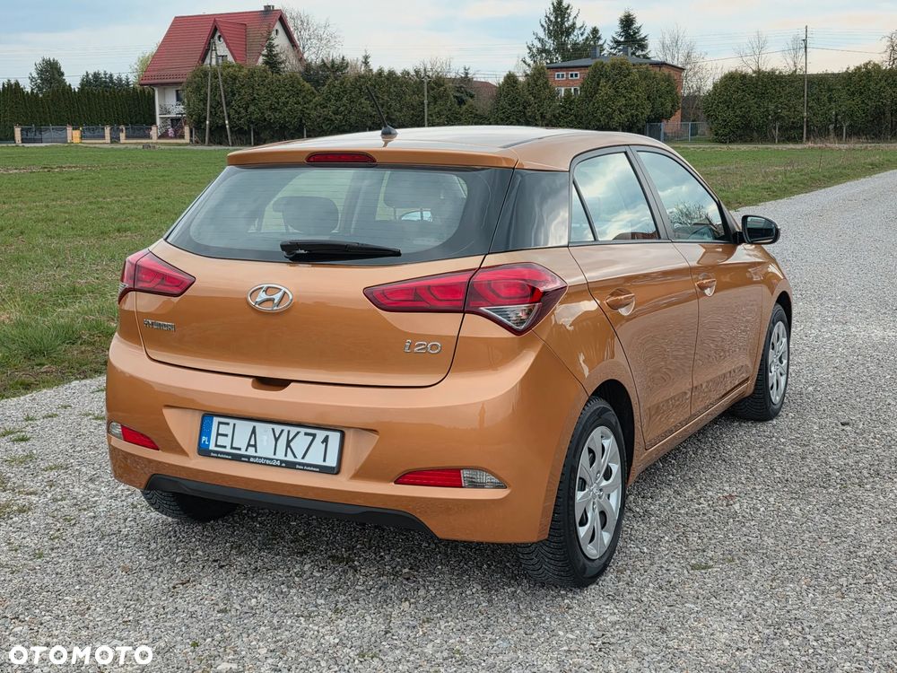 Hyundai i20 blue 1.2 Classic - 9