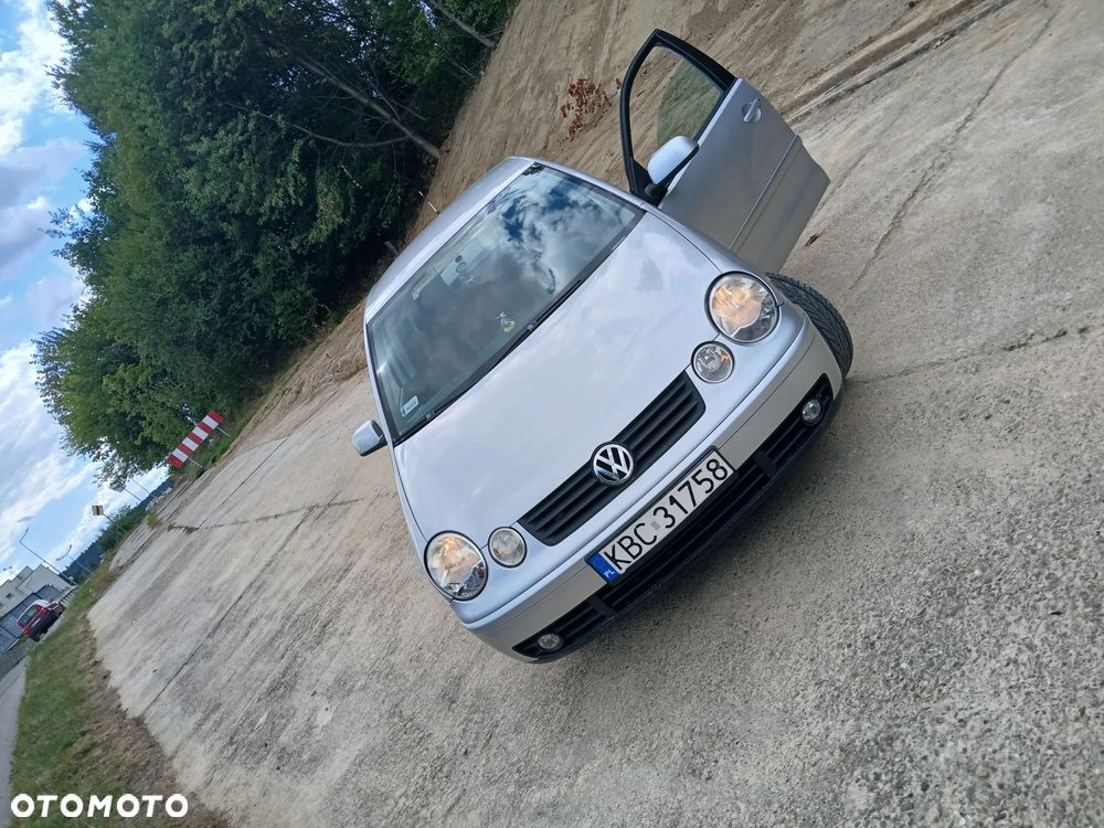 Volkswagen Polo 1.4 16V Trendline - 8