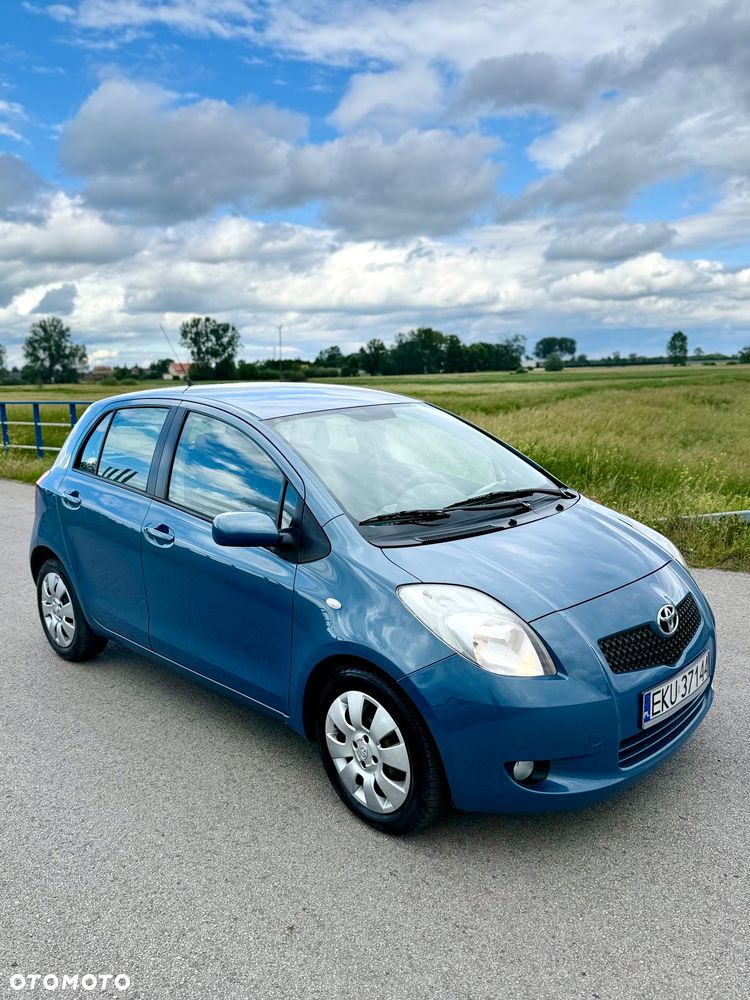 Toyota Yaris 1.3 Sol - 5