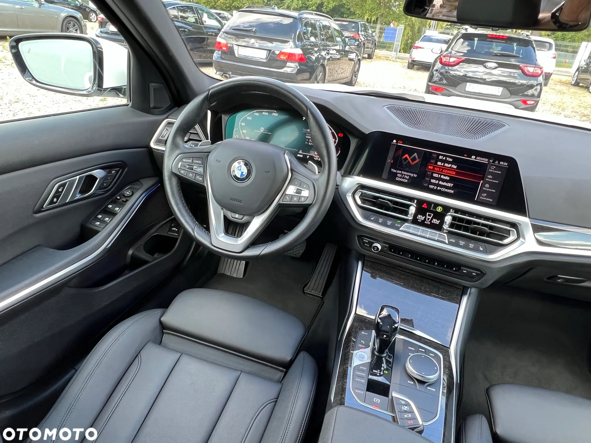 BMW Seria 3 330i Luxury Line sport - 19