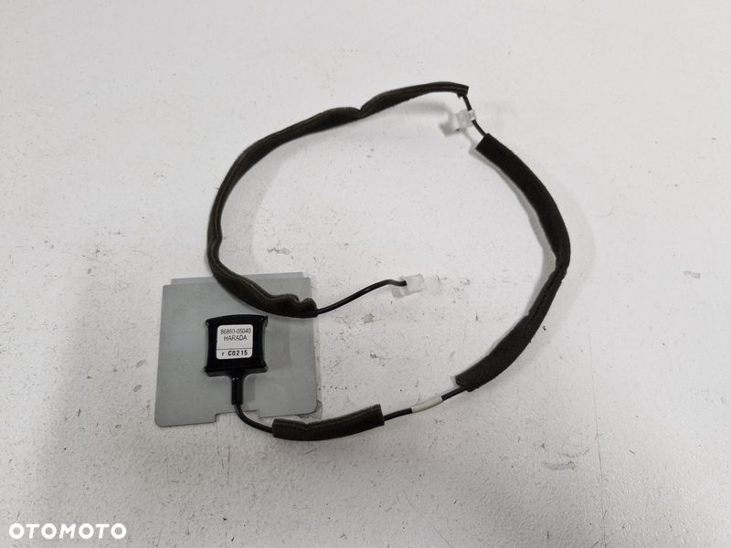 toyota avensis t27 lift t29 antena gps 86860-05040 - 1