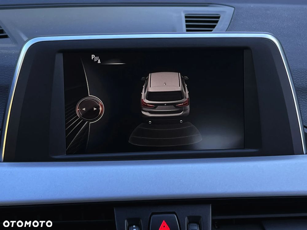 BMW X1 sDrive18d - 27