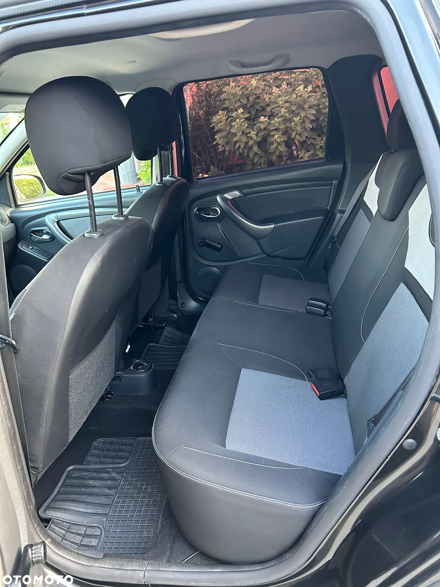 Dacia Duster 1.6 SCe Comfort - 14