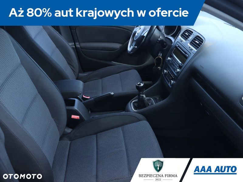 Volkswagen Golf - 11