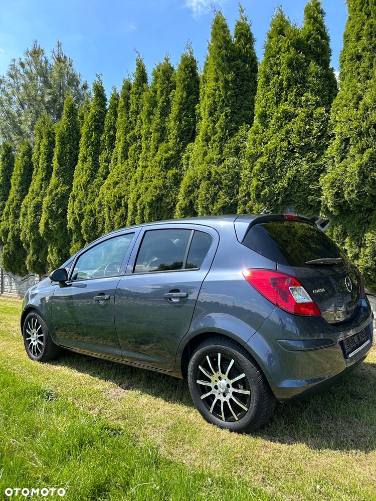 Opel Corsa 1.4 16V Edition 111 Jahre - 4