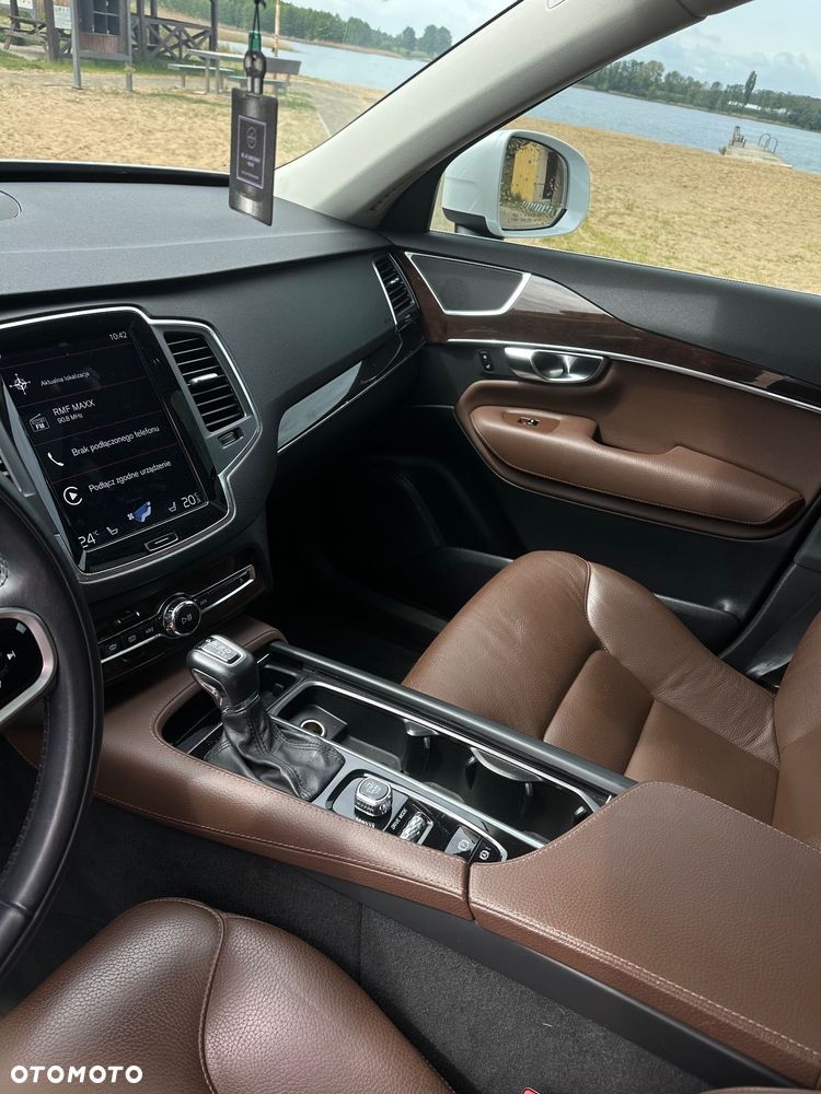 Volvo XC 90 T6 AWD Geartronic Momentum - 9