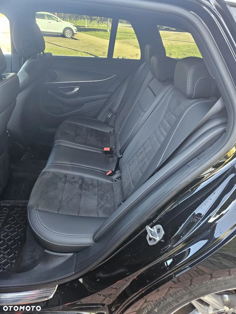 Mercedes-Benz Klasa E 220 d 4-Matic AMG - 12