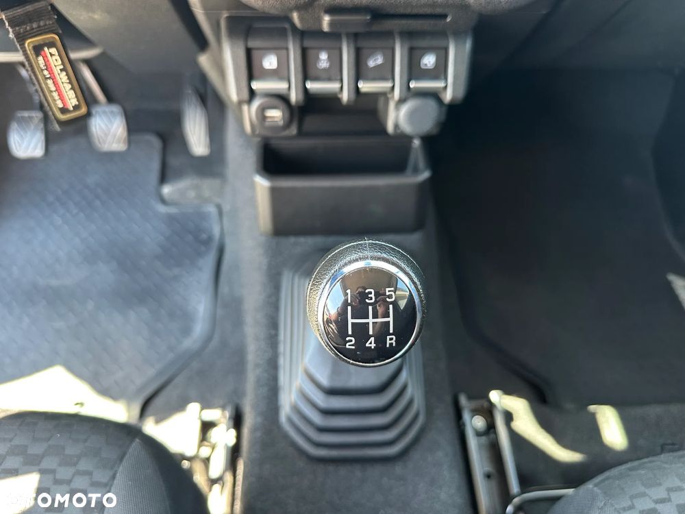 Suzuki Jimny 1.5 Comfort - 17