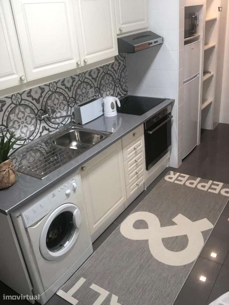 Quarto - localizado em Paranhos Porto - Grande imagem: 3/13