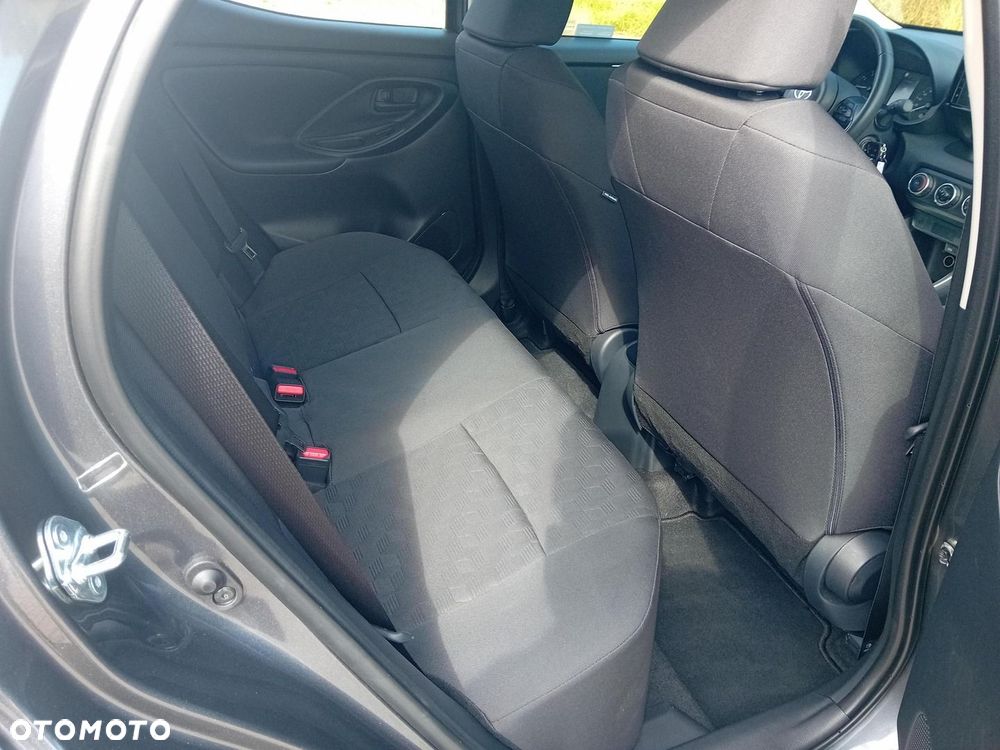 Toyota Yaris 1.5 Comfort - 9