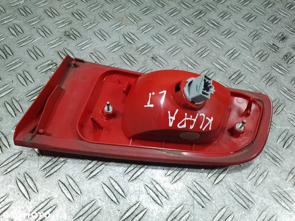 LAMPA TYLNA LEWA W KLAPE MAZDA 2 3M71-13547-BG  2NE964835-01 1.3 16V - 7