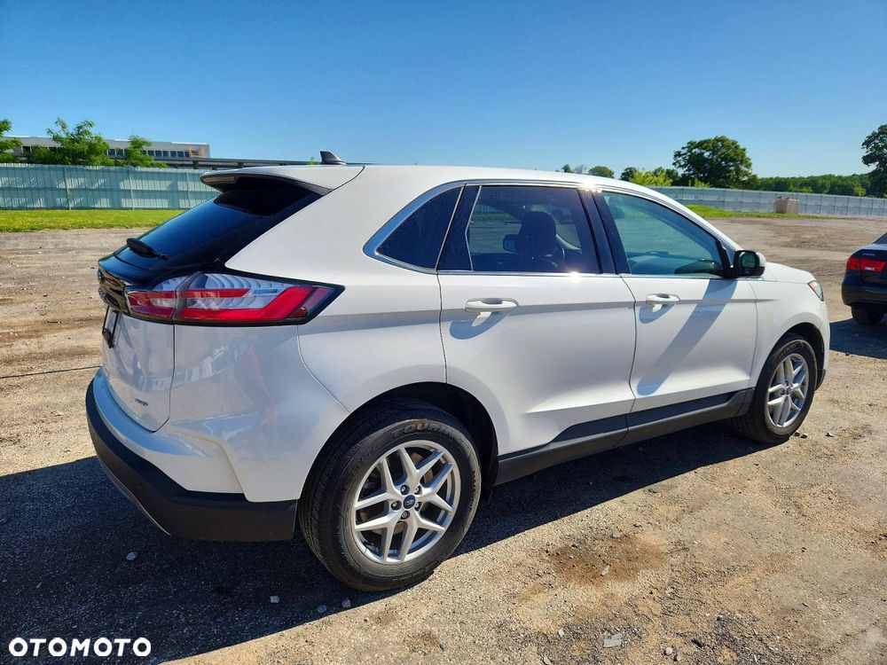 Ford Edge 2.0 EcoBlue Twin-Turbo 4WD Titanium - 3