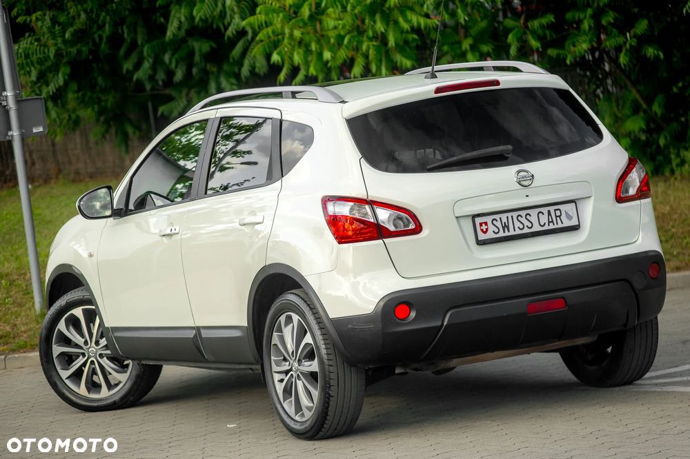 Nissan Qashqai 2.0 4x4 Tekna Premium - 11