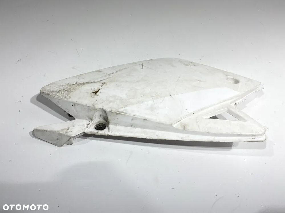 Boczek tył lewy  Rieju MRT 50 - 2