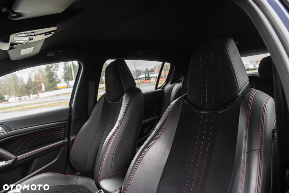 Peugeot 308 1.6 e-THP GT S&S - 19