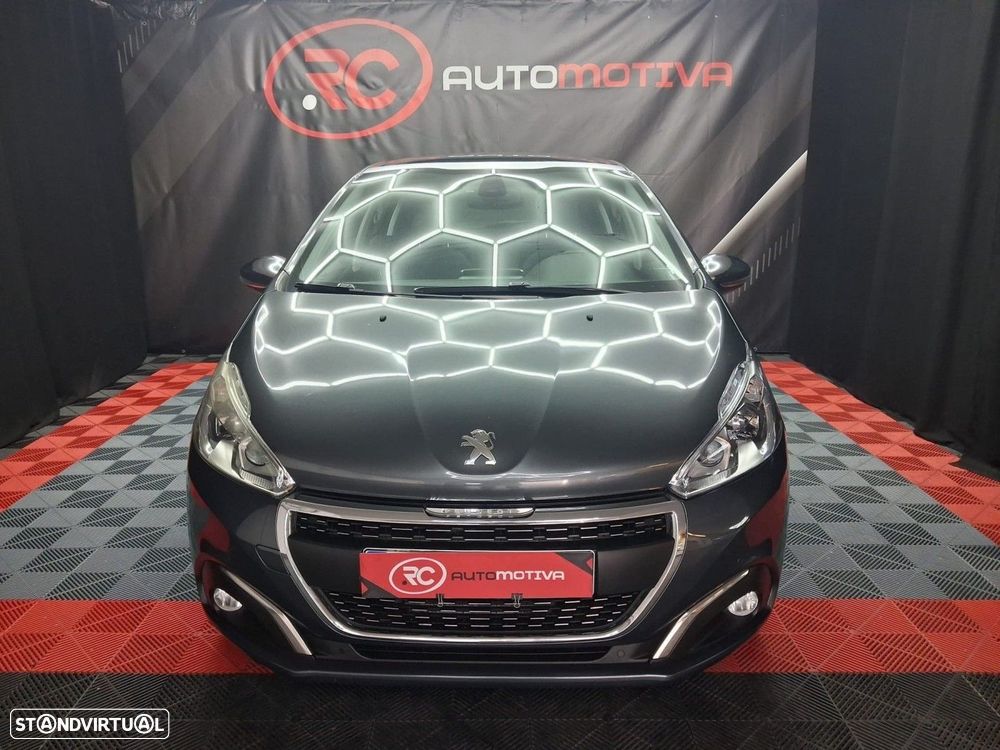 Peugeot 208 1.6 BlueHDi Style — photo 2