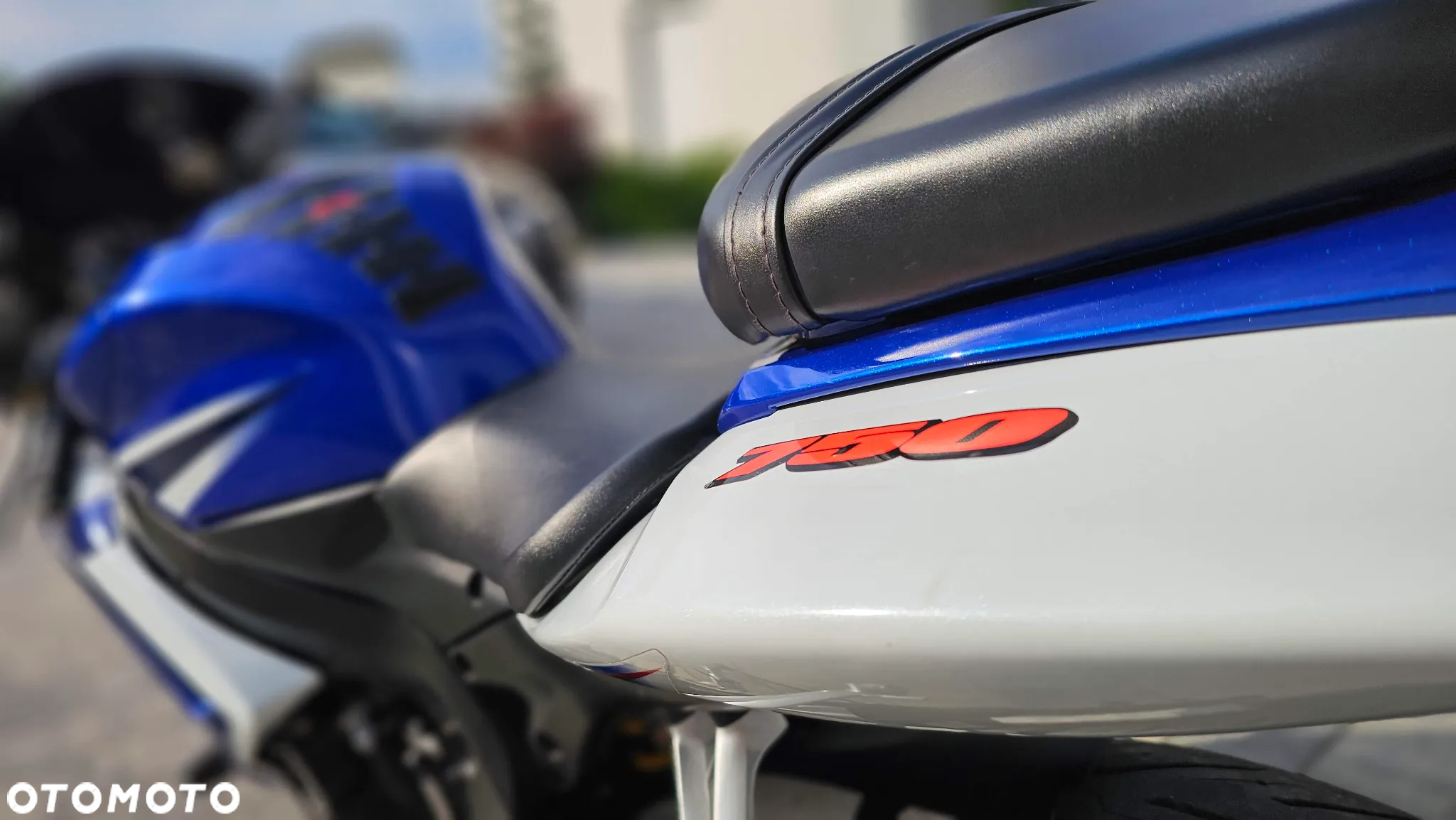 Suzuki GSX-R - 10