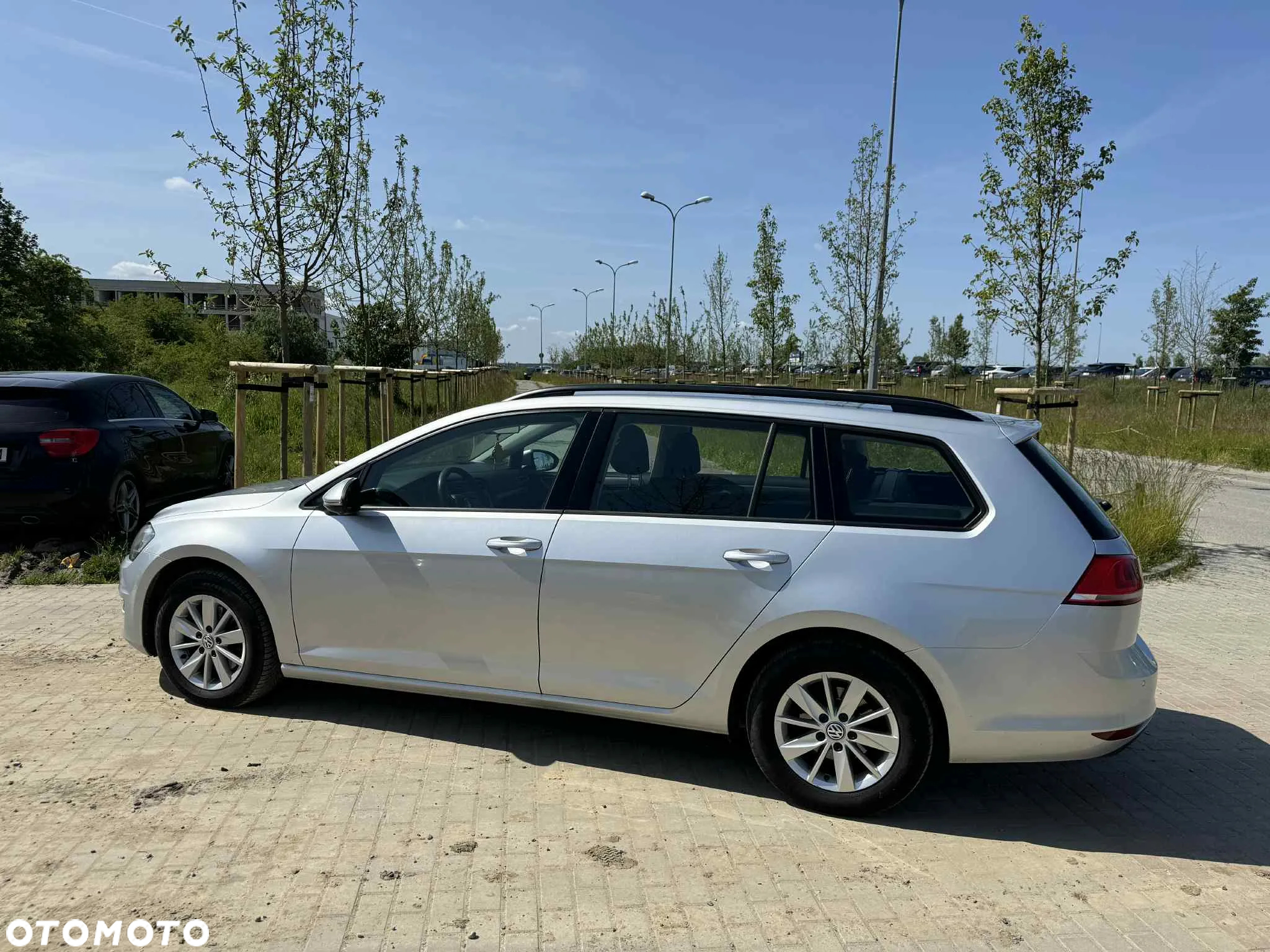 Volkswagen Golf - 6
