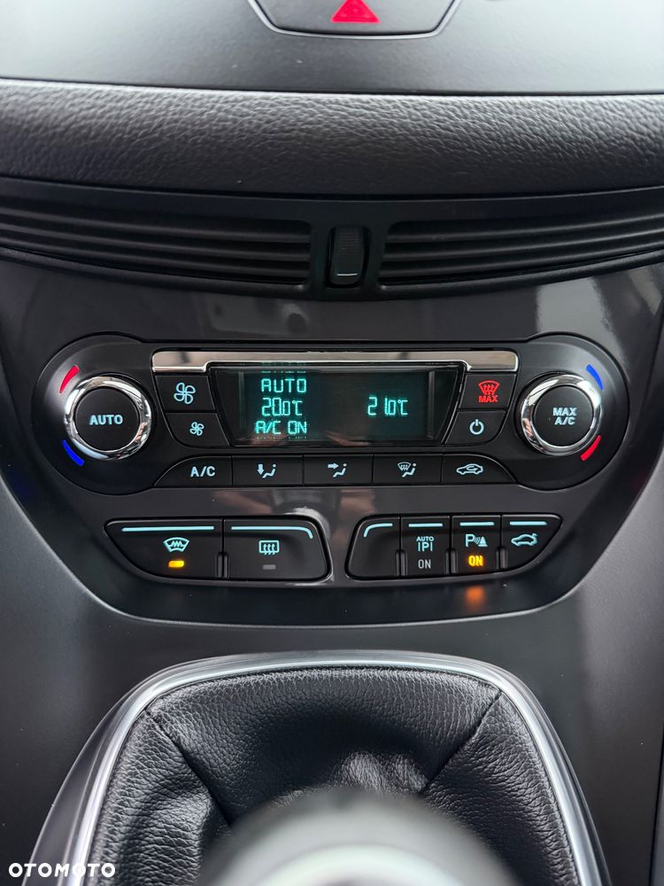 Ford Kuga 2.0 TDCi FWD Titanium Plus - 6