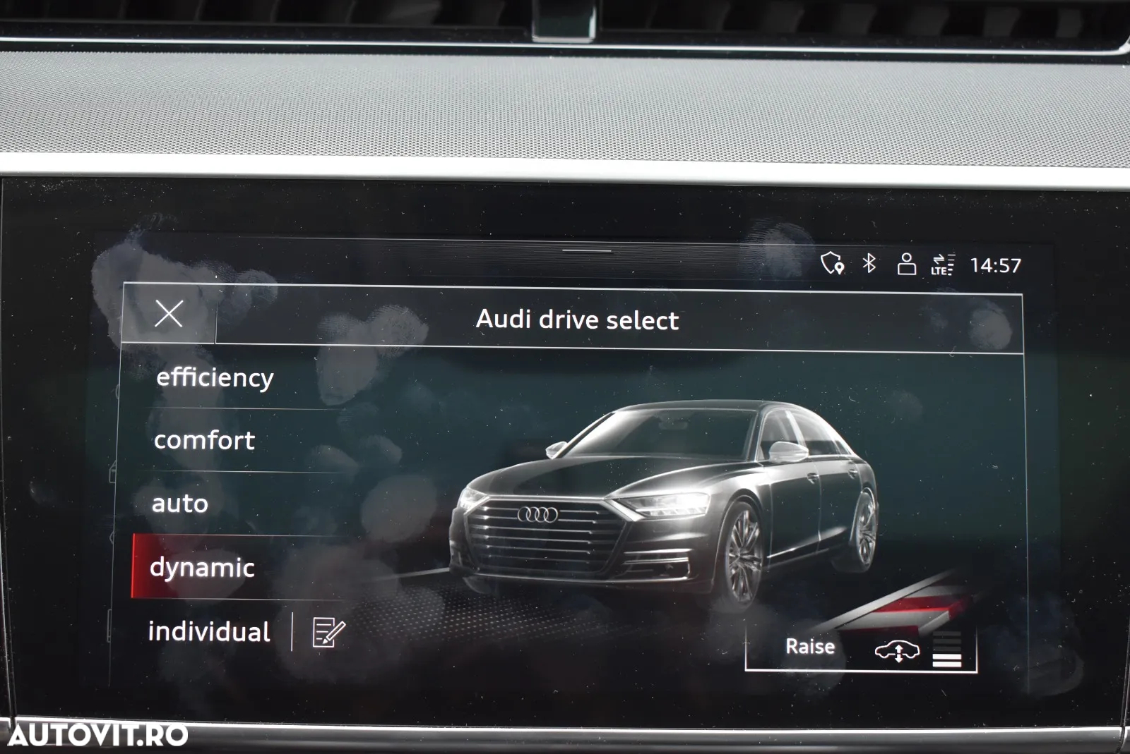 Audi A8 55 TFSI quattro Tiptronic MHEV - 29