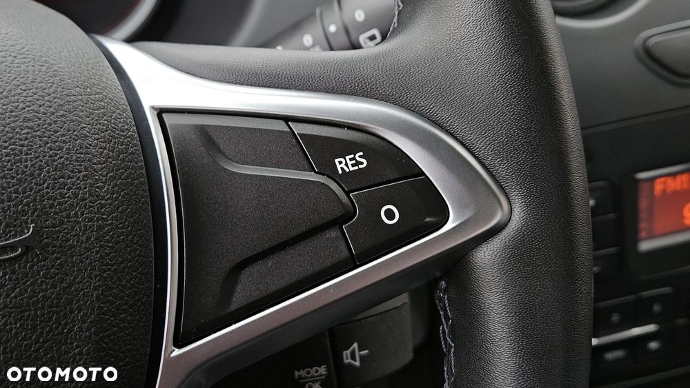 Dacia Duster 1.6 SCe Prestige - 34