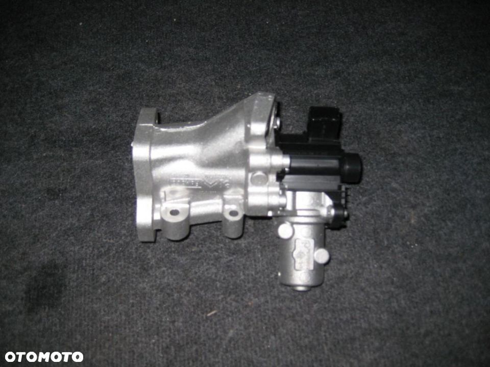 ZAWÓR EGR 2.2 TD TD4 SD4 Land Rover Freelander II - 1