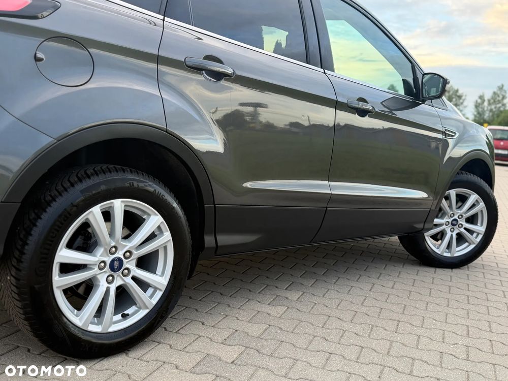 Ford Kuga 1.5 EcoBoost 2x4 Trend - 10