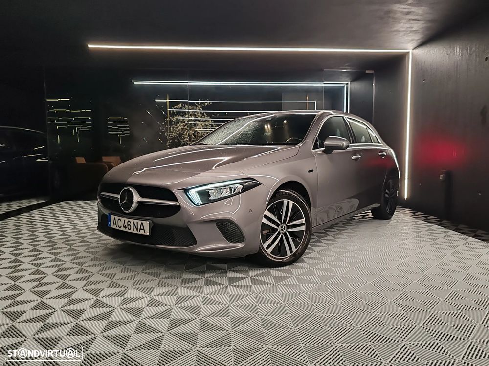 Mercedes-Benz A 250 e Progressive - 1