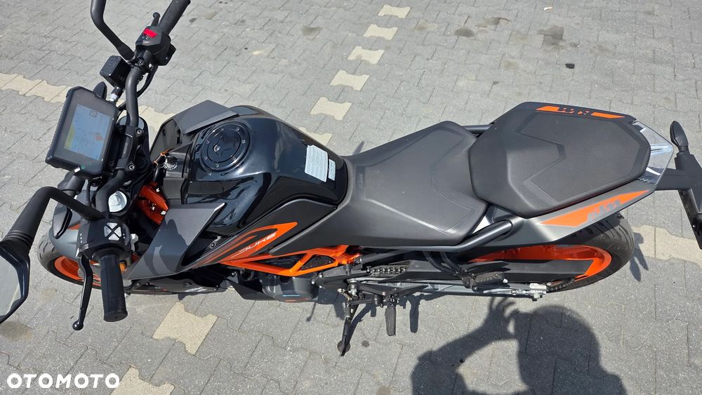 KTM Duke - 17