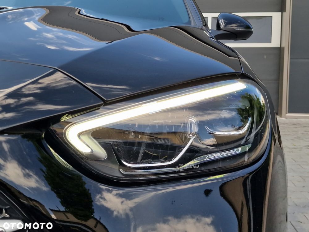 Mercedes-Benz Klasa C 300 d 9G-TRONIC - 8