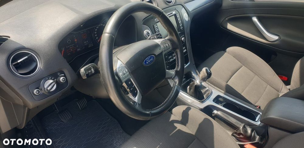 Ford Mondeo 2.2 TDCi Titanium - 8