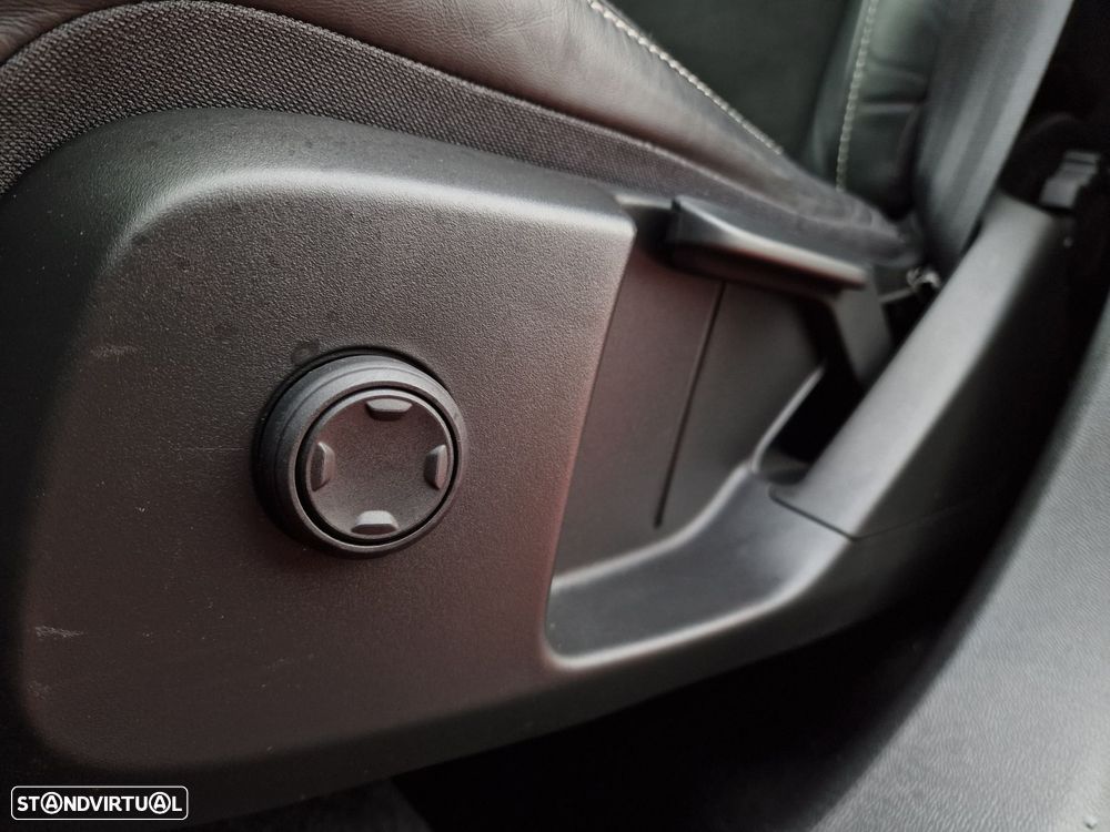 Volvo XC 40 1.5 T4 PHEV R-Design - 17