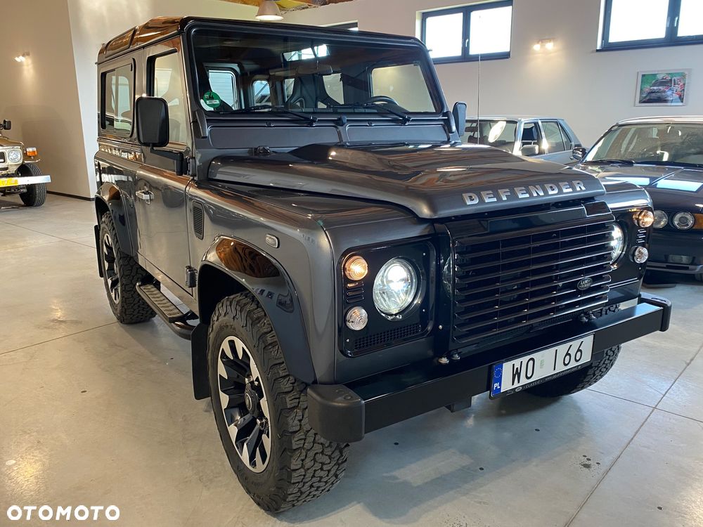 Land Rover Defender - 5