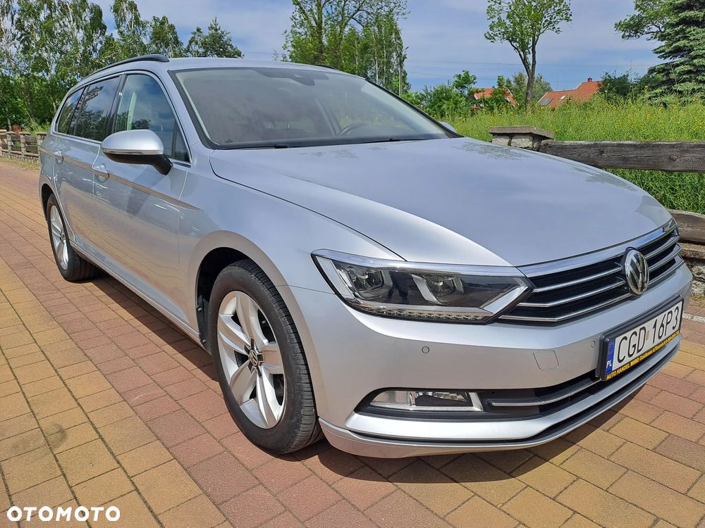 Volkswagen Passat Variant 2.0 TDI DSG (BlueMotion Technology) Comfortline - 4